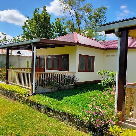 Ilasan Cottage. Tomohon 外观 照片